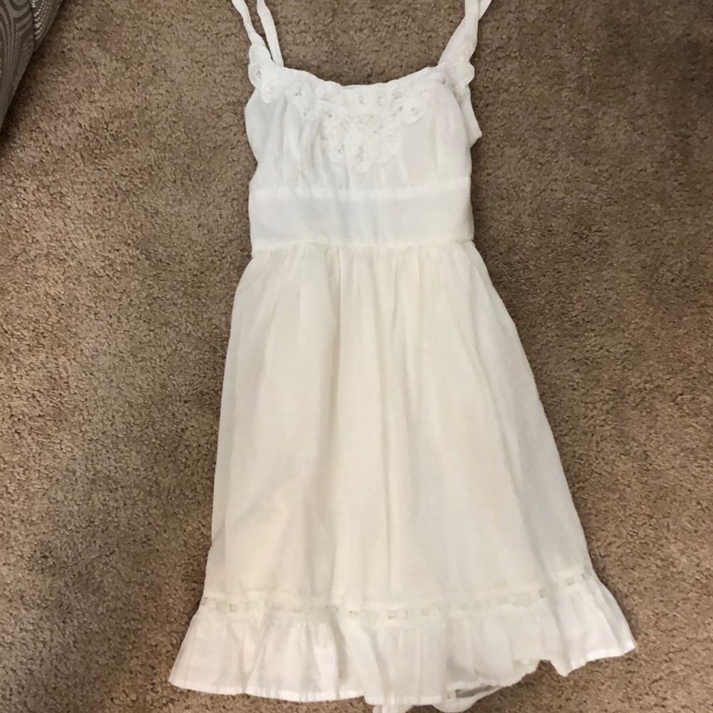 Little white dress